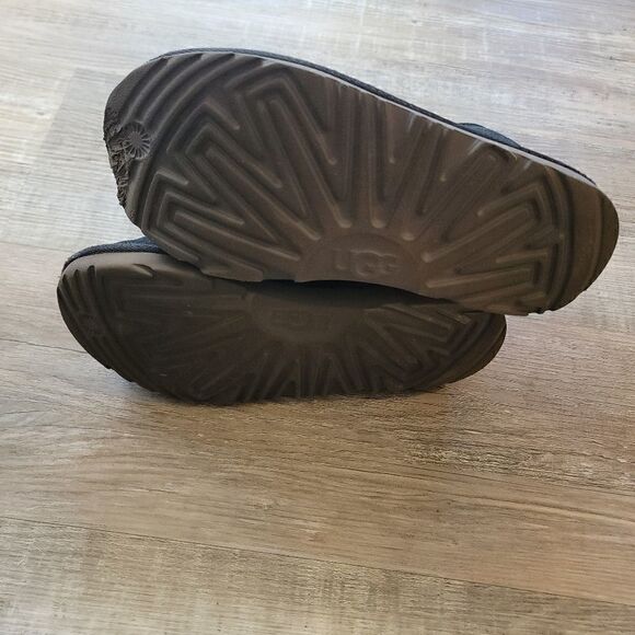 UGG Neumel II graphic black size 5 - Picture 8 of 9